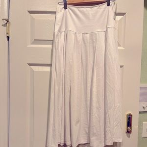 Mia Mod White Cotton Pleated Skirt